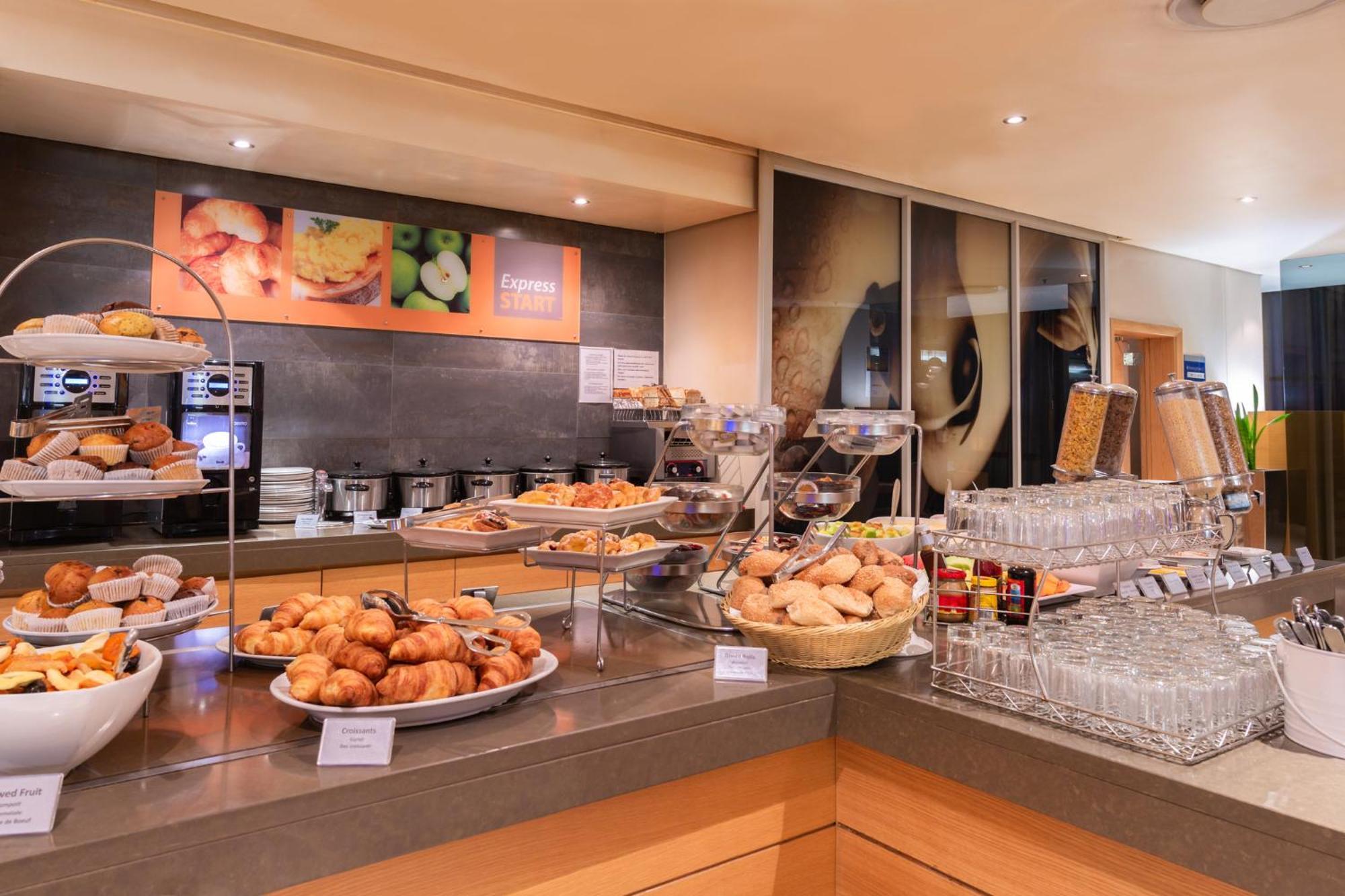 Hotel Express Centre By Ihg Cape Town